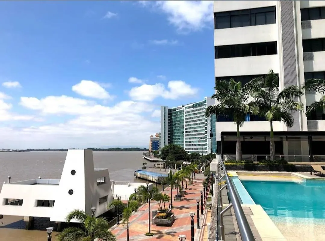 Διαμέρισμα Ecusuites Habitacion Vip Con Jacuzzi Hidro Γκουαγιακίλ