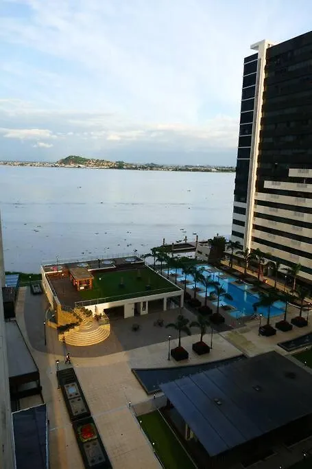 Ecusuites Habitacion Vip Con Jacuzzi Hidro Guayaquil 0*,